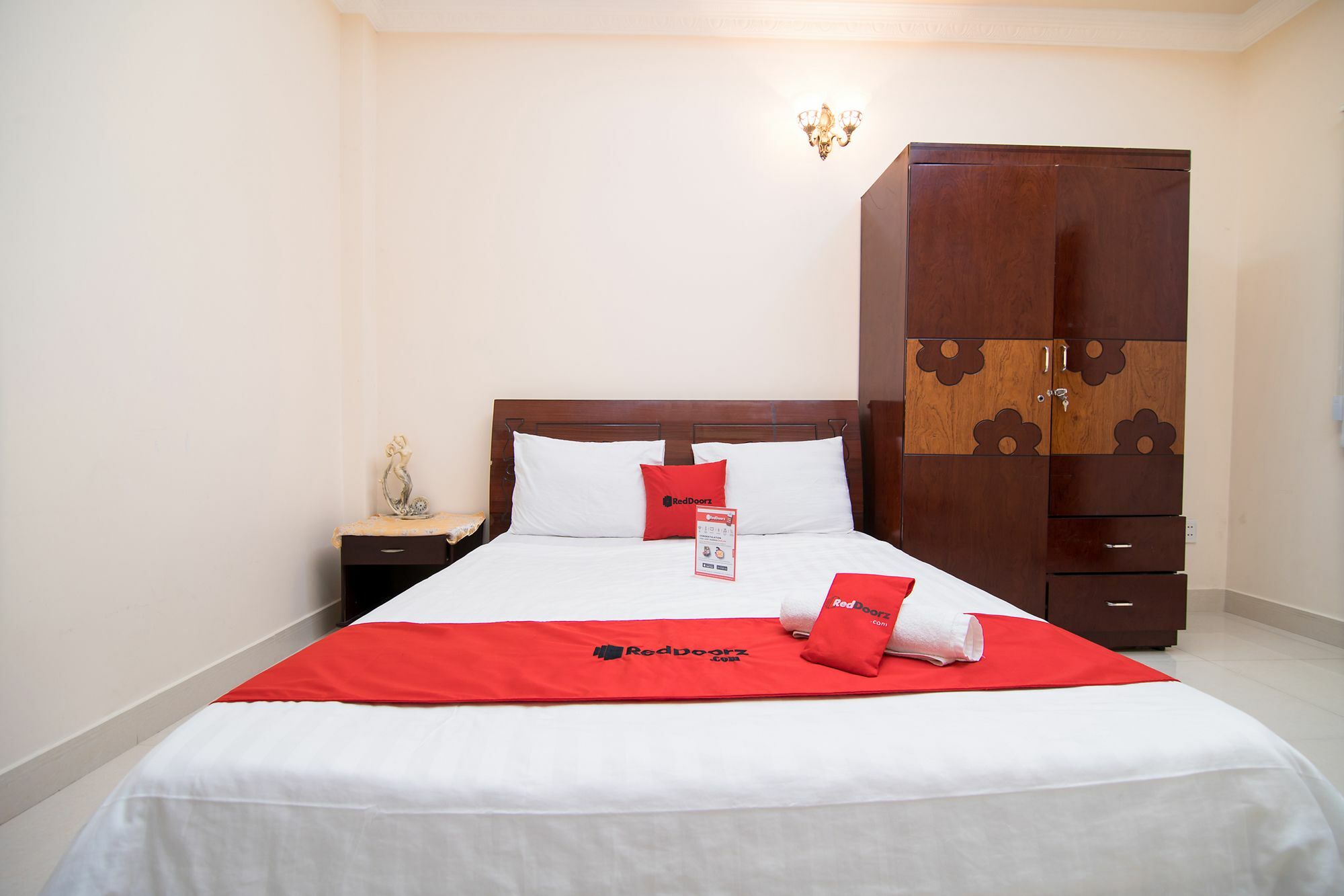 Hotel Reddoorz Near Pico Plaza Cong Hoa Ho Chi Minh Zewnętrze zdjęcie